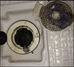 浴室排水トラップ